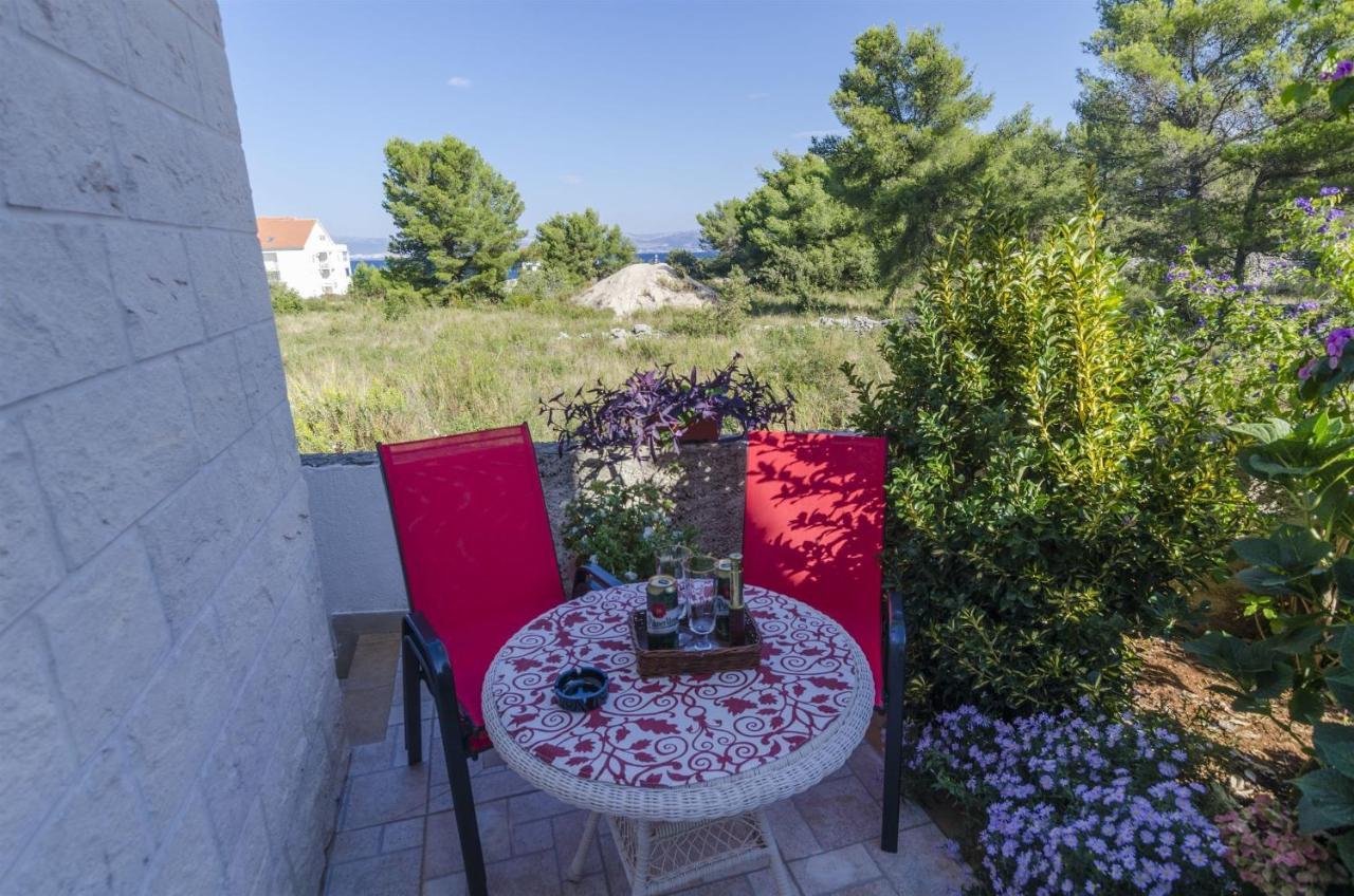 Mirce Apartments Dvornik מראה חיצוני תמונה