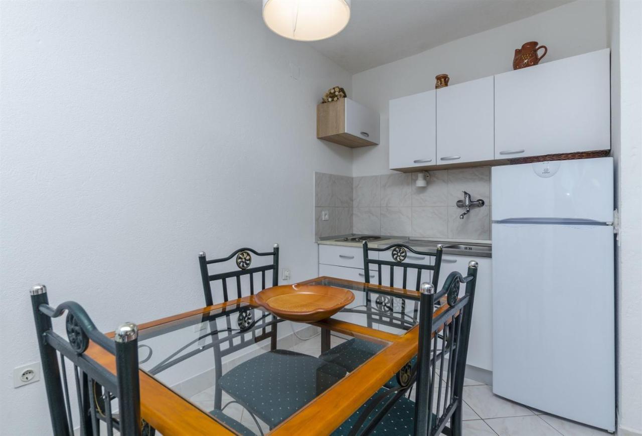 Mirce Apartments Dvornik מראה חיצוני תמונה